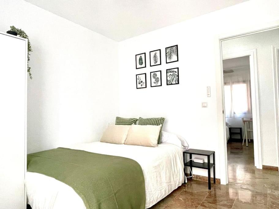 Beautiful & Sunny Apartment Málaga Exterior foto