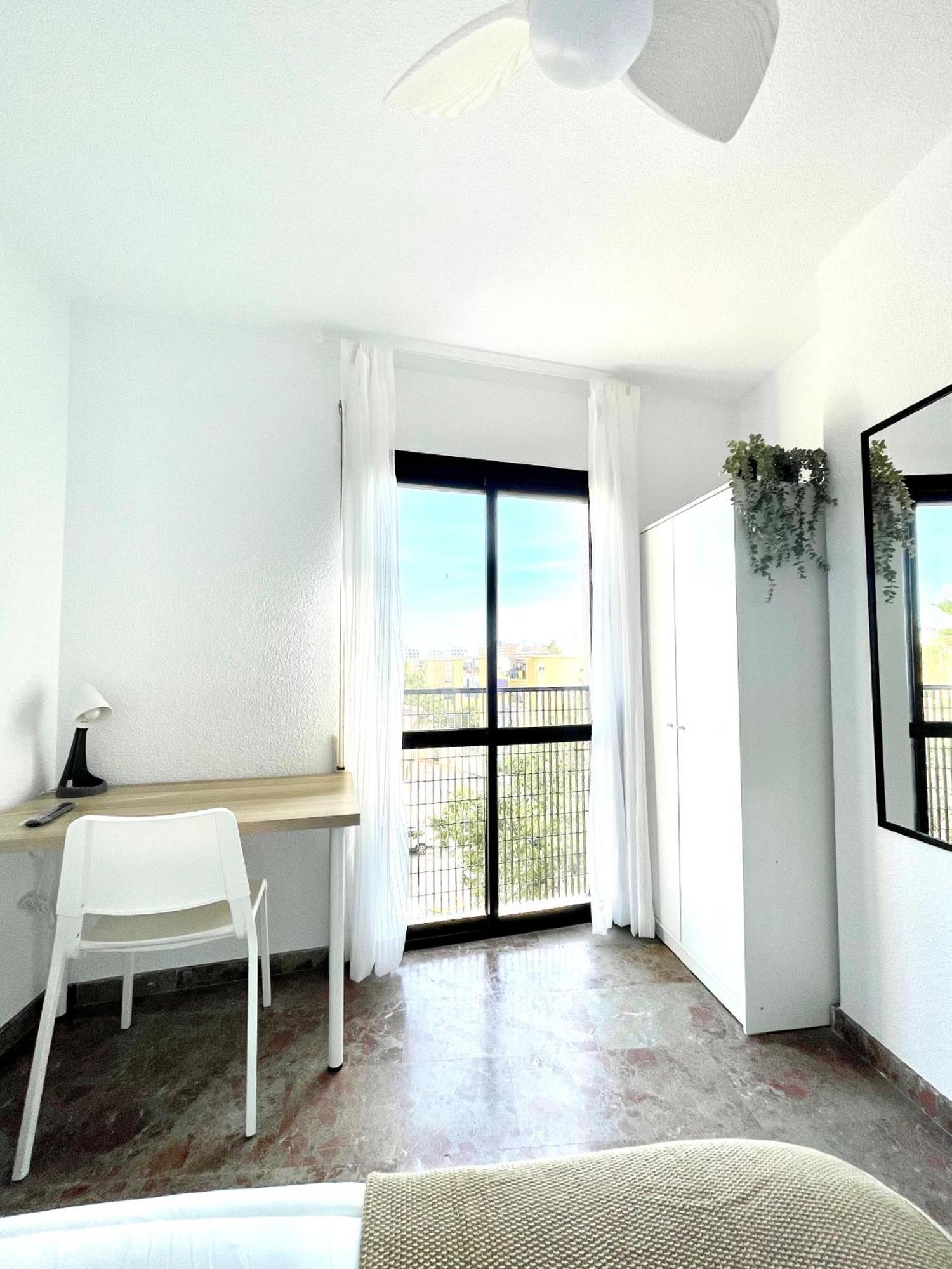 Beautiful & Sunny Apartment Málaga Exterior foto